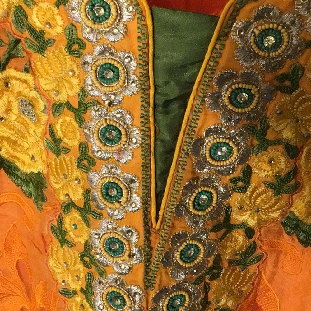 Ethnic Kurta raw silk embroidered beautiful tunic dress top - Picture 1 of 5